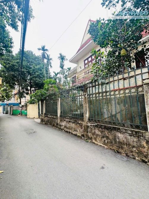Biệt thự cũ 2 tầng Xuân La 105m ngang 7m 28 tỷ Tây Hồ Hà Nội gần Hồ Tây qua Lotte Mart Tây - 2