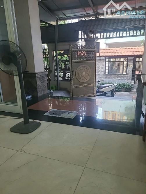 NHÀ ĐẸP Ở NGAY 3 TẦNG MẶT TIỀN ĐƯỜNG SỐ, GẦN CHỢ HIỆP BÌNH, 9,5X16 NHỈNH 13 TỶ - 2
