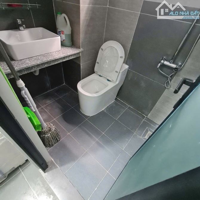 Bán nhà đường Phan Đăng Lưu HD thuê 60 triệu, Bình Thạnh. (4.4x18.5m 5 tầng)  17 tỷ TL. - 2