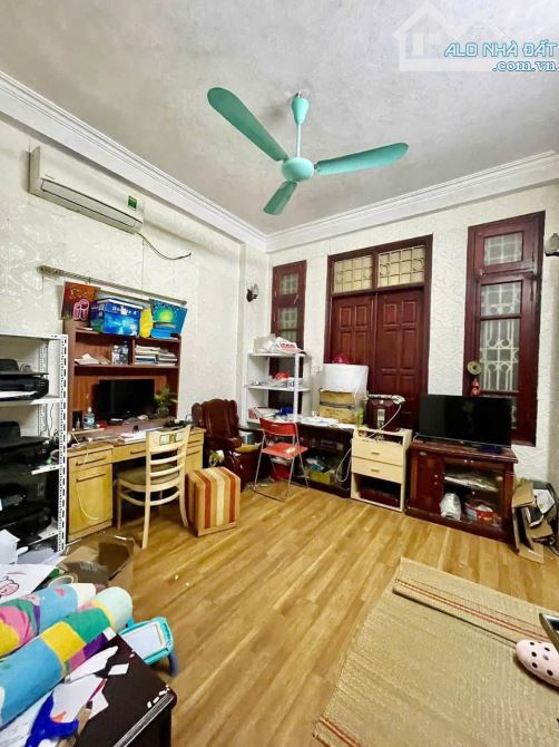 Hiếm! Nhà Kim Giang 40m² x 4 Tầng – Gần Mặt Phố – Vuông Vắn – Giá Tốt Chỉ 7.89 Tỷ - 2