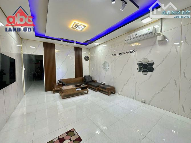Bán nhà mặt tiền kinh doanh KDC chợ điều P. long bình - biên hoà - 1
