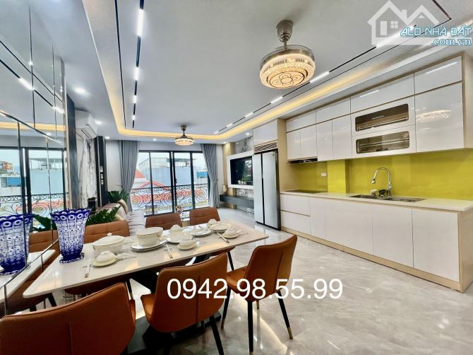 Bán nhà Ngọc Thuỵ 6 tầng 48m thang máy, gara oto giá nhỉnh 15 tỷ - 2
