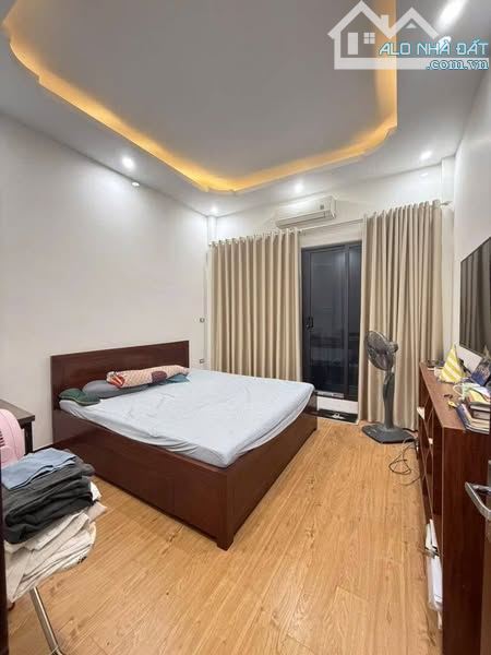 BÁN NHÀ, khu phân lô Quân đội Lê Trọng Tấn, 2 thoáng, ở ngay, 45m2, 11.5 tỷ. - 2