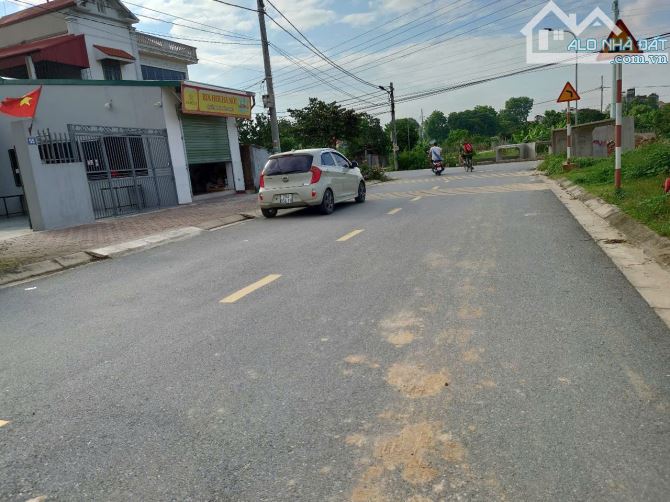 Lô góc Đông Anh- Kim Chung, Đường Hậu Dưỡng Ô tô BMW tránh Giá đầu tư - 2