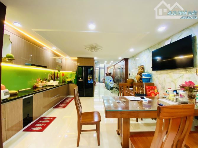 Nhà 4 tầng HXT Phạm Văn Bạch ngang 5m 110m2 tặng NT cao cấp gần nhà hàng ẩm thực 13.3 tỷ. - 2