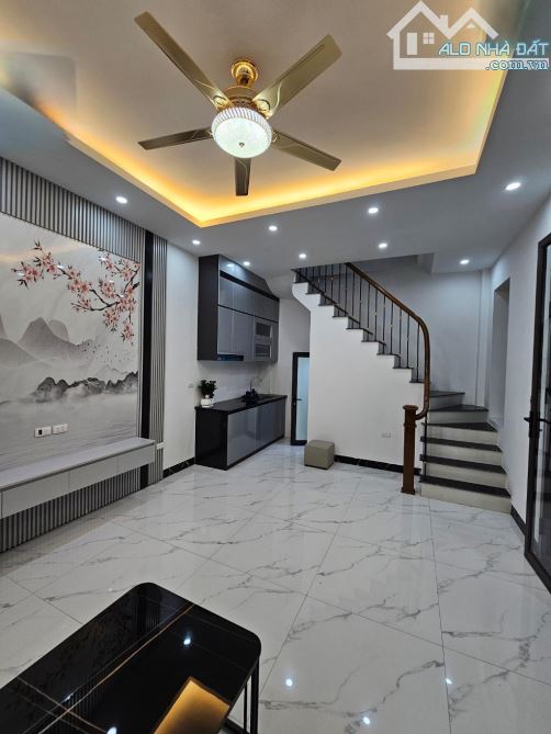 NHÀ MỚI 5 TẦNG KẺ TẠNH, PHƯỜNG GIANG BIÊN, LONG BIÊN – 30M2, 20M Ô TÔ TRÁNH, 5.8 TỶ - 2