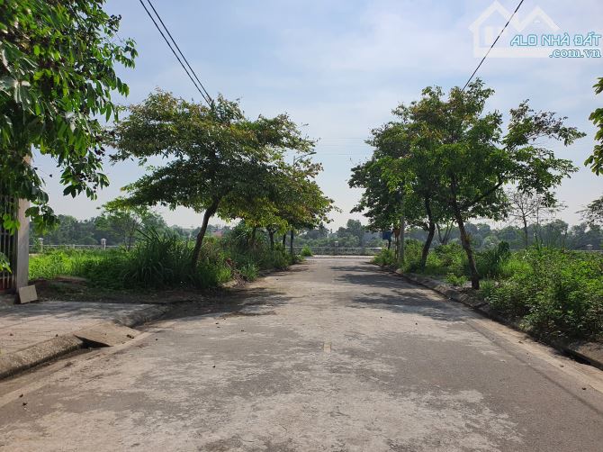 Bán 100m2 đất Khu Đô thị Tiến Lộc, TP. Phủ Lý, cạnh sông Đáy, đẹp nhất Hà Nam, giá 2.35 tỷ - 3
