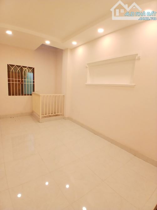 HXH Trần Hưng Đạo, 4 tầng, 76m2, tầm 15 tỷ, trung tâm Quận 1. - 3