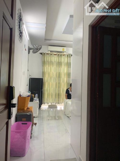 NHÀ ĐẸP Ở NGAY 4 TẦNG LUNG LINH - SỔ VUÔNG A4 - HẺM 7M XE TẢI VÔ TƯ GIÁ 7.99 TỶ TL - 3