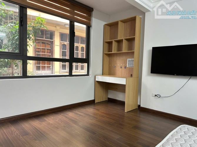 Bán biệt thự mini Vũ Trọng Phụng, view sân chung cư, gần ngay phố, 40m2, hơn 8 tỷ - 3