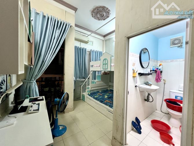 BÁN NHÀ KHUÔNG VIỆT – GẦN ĐẦM SEN – GIÁ TỐT – XE HƠI VÀO TẬN NHÀ - 3