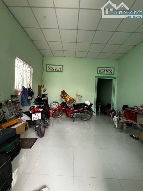 HẺM XE HƠI GẦN LÊ VĂN VIỆT 91M (5x24m) NHÀ CẤP 4 CÓ DÒNG TIỀN CHỈ 4.6 TỶ LÀNG TĂNG PHÚ - 3