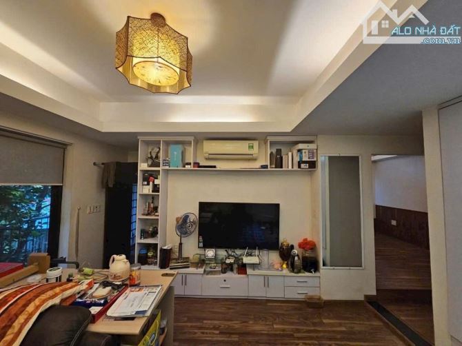 BÁN NHÀ PHỐ NGHĨA ĐÔ 61m2 × 5T .PHÂN LÔ 2 Ô TÔ TRÁNH TRƯỚC NHÀ - GẦN KHU BIỆT THỰ - 3