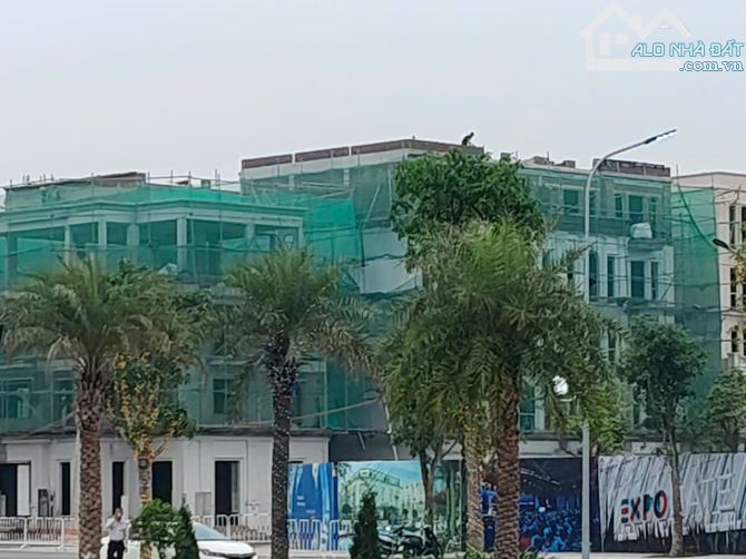 Bán gấp căn biệt thứ tứ lập HG4 - mặt tiền 8m. Vinhome Cổ loa - 3