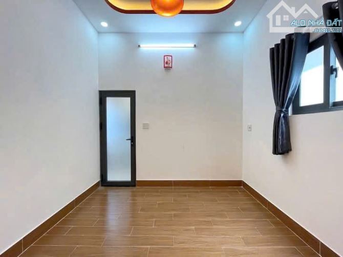 Bán nhà Mỹ Hạnh Bắc, gần chợ và ngã 3, cách TL9 vào 1 sẹc, 75m2 sổ riêng. Giá 1.48 tỷ - 3
