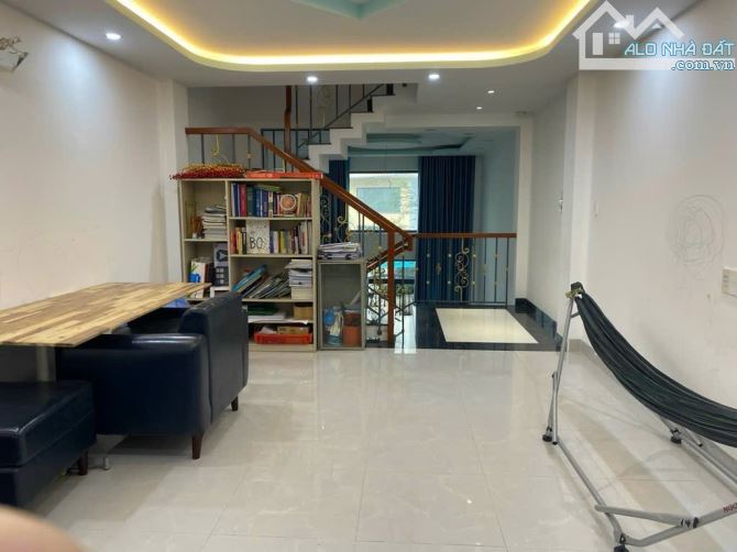 Nhà 4 Tầng,KHU PHÂN LÔ ĐỒNG BỘ đường HÀ HUY GIÁP Phường THẠNH LỘC Q12.dt 60m2(4x15),7,2tỷ - 3
