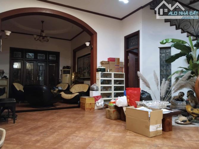 Siêu Phẩm Biệt Thự 1 Nhà ra Mặt Đường Cầu Giấy Ô Tô Tránh, DT 212M Xây Building Giá 81Tỷ. - 3
