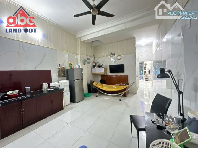 Bán nhà mặt tiền kinh doanh KDC chợ điều P. long bình - biên hoà - 2