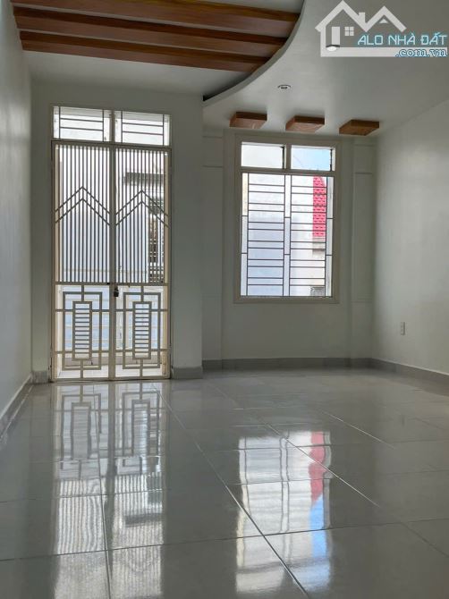Nhà riêng Phố Đình Đông Sân Cổng và Sổ Riêng - 3