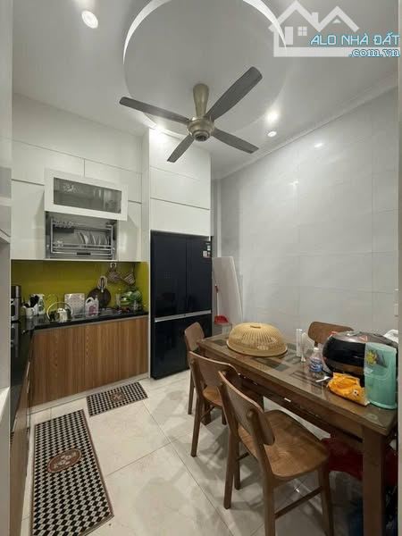 BÁN NHÀ, khu phân lô Quân đội Lê Trọng Tấn, 2 thoáng, ở ngay, 45m2, 11.5 tỷ. - 3