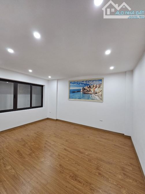 NHÀ MỚI 5 TẦNG KẺ TẠNH, PHƯỜNG GIANG BIÊN, LONG BIÊN – 30M2, 20M Ô TÔ TRÁNH, 5.8 TỶ - 3