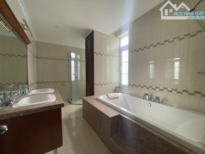 Bán căn biệt thự 3 tầng đường rộng 21 M tại khu đô thị biển an viên giá bằng tiền đất - 4