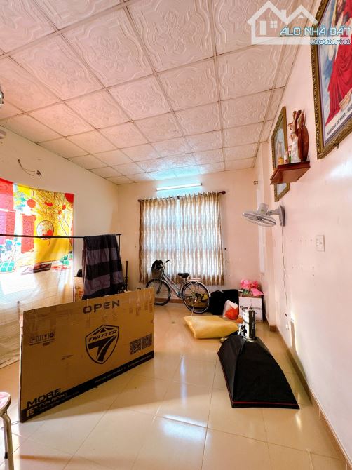 Bán nhà 1T1L p. Hố Nai cách đg Nguyễn Ái Quốc 50m 76m2 đường 3 xe hơi chỉ 3,6 tỷ - 4