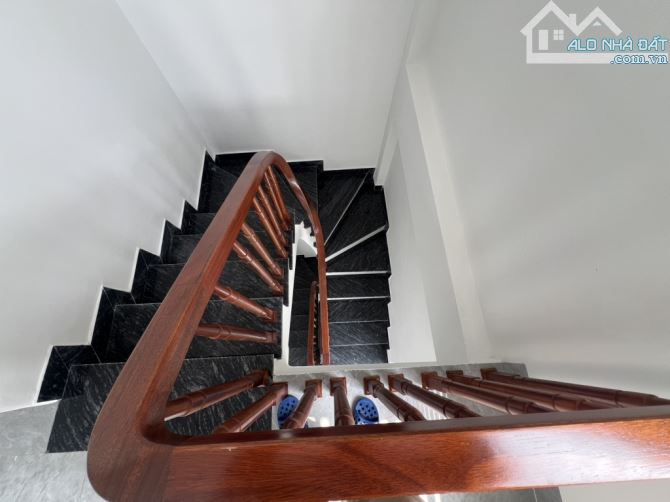 Bán nhà Bát khối 41m2 xây 7 tầng - thang máy gara ôtô 7 chỗ, nhà mới full nội thất - 4