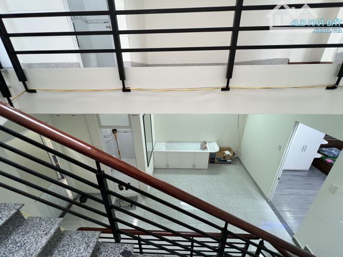 Bán nhà 3 tầng được xây kĩ lưỡng ko thấm dột, gần Đường 28 KĐT Phước Long A. Cách biển 5p - 4