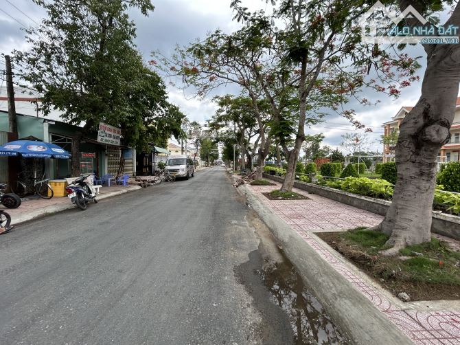✅ Bán đất thổ mặt tiền Phan Văn Đạt thuộc Trung Tâm Thị Trấn Tầm Vu , Châu Thành _ 4 x 25 - 4