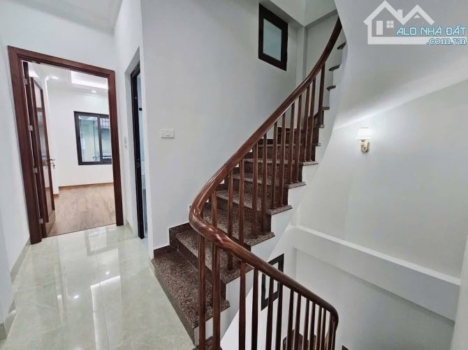 🔥🔥HÓT HÍT-TT CẦU GIẤY-NỘI THẤT XỊN SÒ NGÕ THÔNG KD-GARA ÔTÔ-Phan Văn Trường 6T x 15.2Tỷ - 4