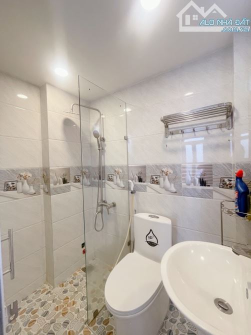 Bán nhà HẺM ÔTÔ ĐỖ CỬA Nguyễn Kiệm Phú Nhuận, 5 tầng, Full nội thất, chỉ 5.x tỷ - 4
