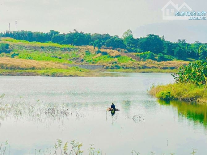 CẦN BÁN VIEW HỒ SÔNG RAY ƯU ĐIỂM ĐẤT RẤT ĐẸP THÍCH HỢP NHIỀU MÔ HÌNH KINH DOANH NGHỈ DƯỠNG - 4