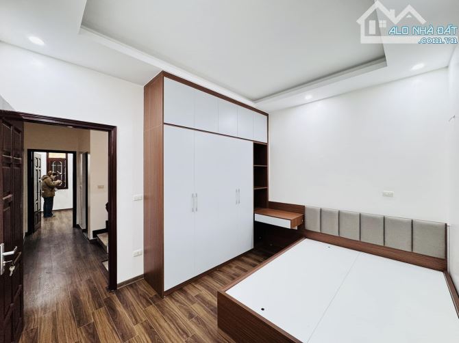 Nhà đẹp ở ngay Xuân Đỉnh Bắc Từ Liêm. Sổ vuông 45m, 4 tầng MT4m2 Giá 10.3 tỷ - 5