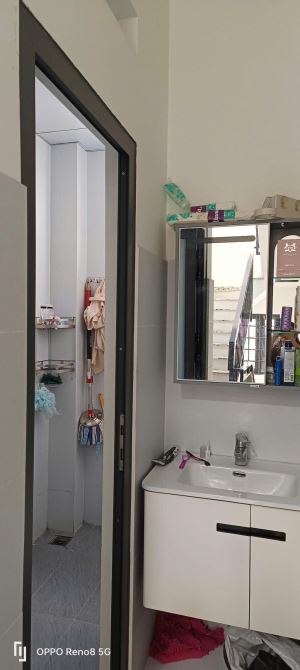 Bán Nhà 4 tầng, TT Nhà Bè, oto đỗ cửa - Ngang 5.5m - full nội thất cao cấp. Chỉ 5 tỷ hơn - 5