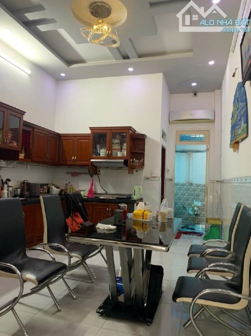 NHÀ ĐẸP Ở NGAY 4 TẦNG LUNG LINH - SỔ VUÔNG A4 - HẺM 7M XE TẢI VÔ TƯ GIÁ 7.99 TỶ TL - 5