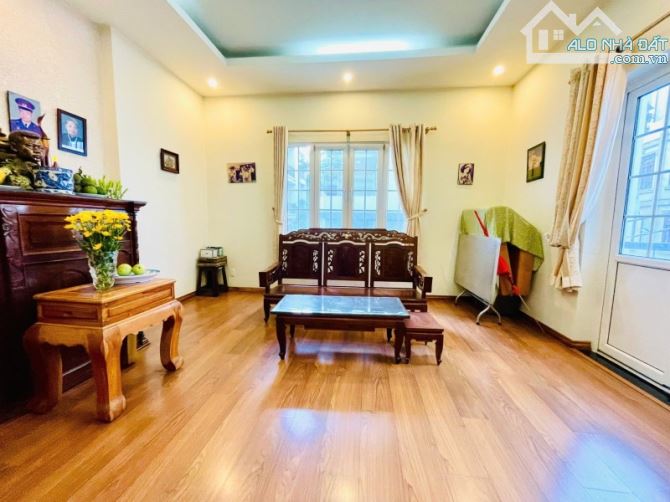 Gấp bán nhà Sài Gòn, 4 tầng, dt 120m2, giá 29.5 tỷ, giáp Mt Hai Bà Trưng. - 5