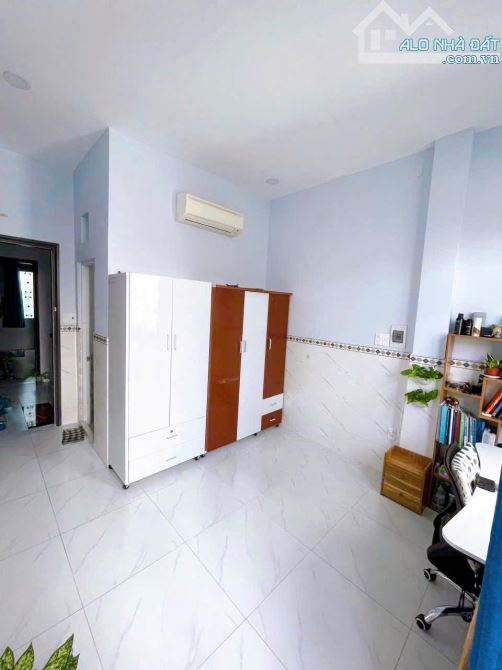 SIÊU RỘNG RÃI 2 LẦU SIÊU MỚI KING KENG CÁCH MẶT TIỀN CHỈ 4 CĂN NHÀ BÉ TÍ TEO  56M2 SỬ DỤNG - 5