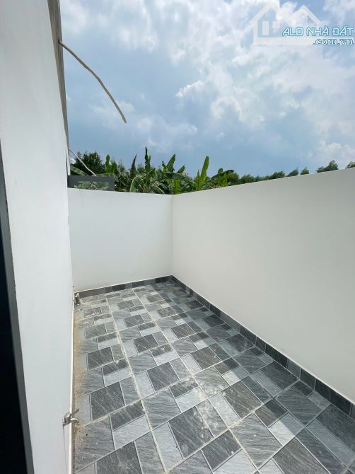 Nhà xây kiên cố - Tặng bộ nội thất 100 triệu - Giáp Bửu Long - Sổ riêng - 5