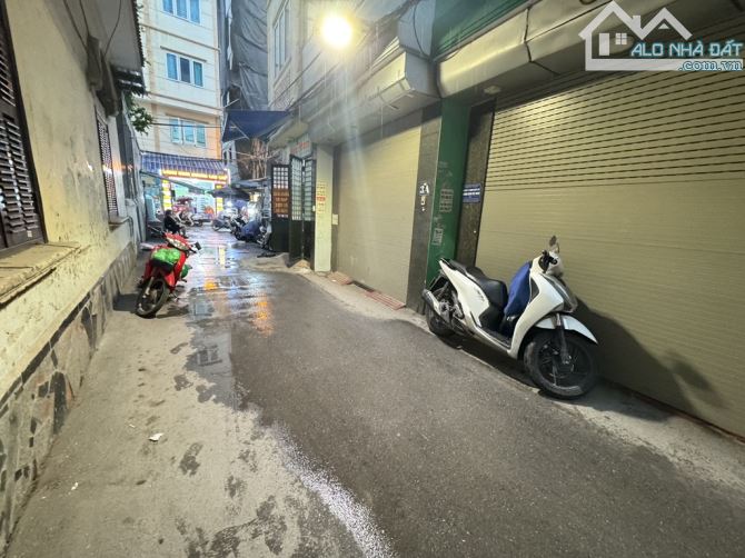 BÁN CĂN 5 TẦNG TRUNG TÂM PHƯỜNG CẦU DIỄN: DT 40M2 - NGÕ RỘNG - Ô TÔ VÀO NHÀ - 5