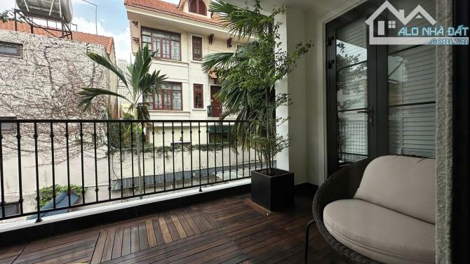 Bán gấp biệt thự MT khu nội bộ VIP Nguyễn Thành Ý,P Đa Kao, Quận 1, DT 8,5 x 17m - 5