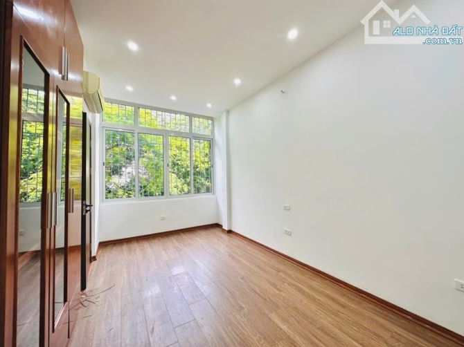 🌹🌹LÔ GÓC, NGÕ NÔNG, 2 MẶT THOÁNG, VIEW ĐẸP TRƯỚC NHÀ, TẶNG NỘI THẤT, SỔ ĐỎ ĐẸP, 3 NGỦ VỆ - 5