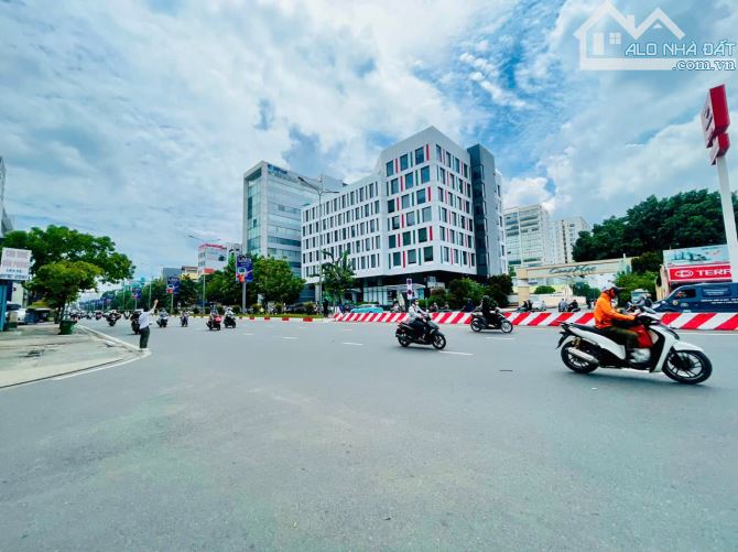 Biệt thự góc 3 Mặt Tiền Quách Văn Tuấn 12x21 ngay Lotte Mart Cộng Hoà-Nhà Ga T3 chỉ 74 Tỷ - 6