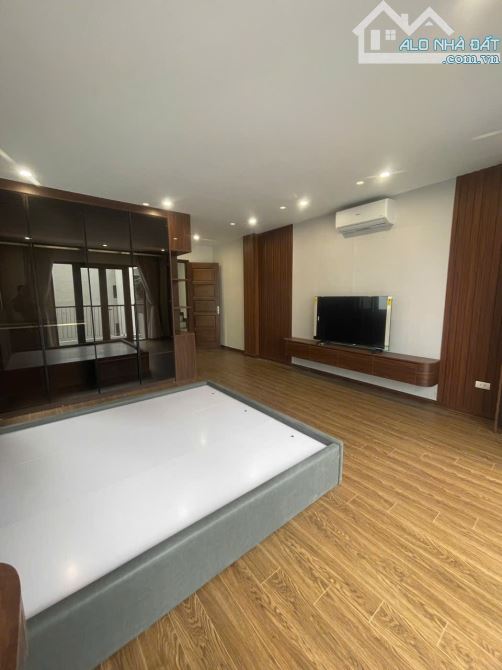 Ngọc Thụy: gara ô tô, thang máy, căn góc, 6 tầng, 13.5 tỷ - 6