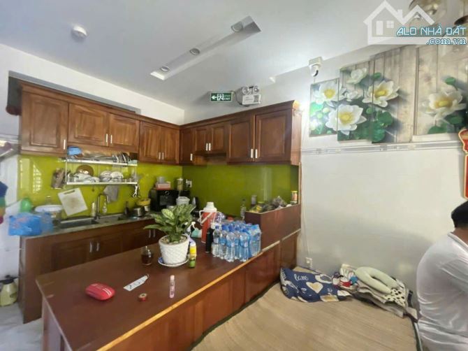 Nhỉnh 6 TỶ: BÁN NHÀ NGHỈ ĐÀ NẴNG - Gần đường TRƯỜNG CHINH: 6 x 12,5m - 4 TẦNG 7 PHÒNG - 6