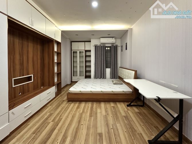 Bán nhà MTKD Phan xích Long Phú nhuận - 9,3 tỷ - 6