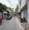 Bán đất mặt đường Đào Đô, cách Hùng Duệ Vương vài bước chân.
