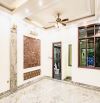 Chính chủ bán nhà 6 tầng tại Giang Biên DT:75m2,Thang máy ,ô tô đỗ cửa ,kinh doanh .