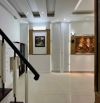Bán nhà lô góc gần mặt Đường Bưởi - 145m2 – Morning vào nhà – Giá 28 tỷ.