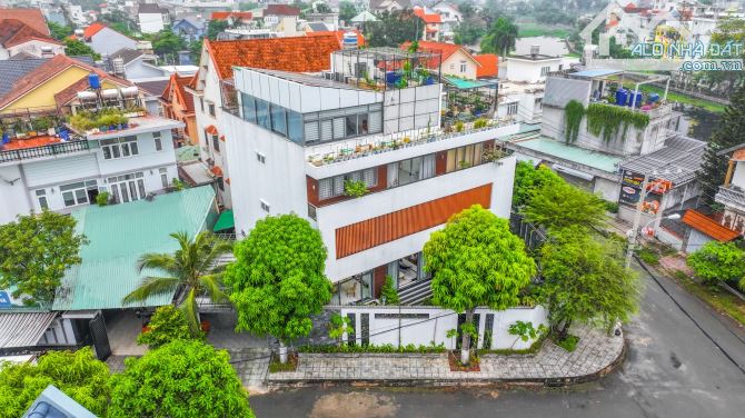 🏡 BÁN BIỆT THỰ ĐẲNG CẤP GÓC 2 MẶT TIỀN - 6 PHÒNG NGỦ - CÓ PHÒNG GYM, HẦM RƯỢU, HẦM XE - 1